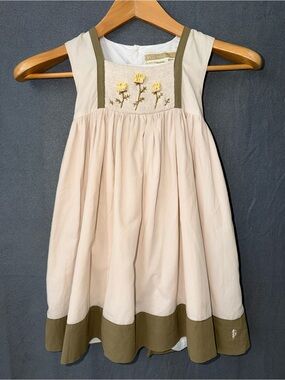 WD.Wolf Daywear Girls Oatmeal Smocked Floral Dress Size 5